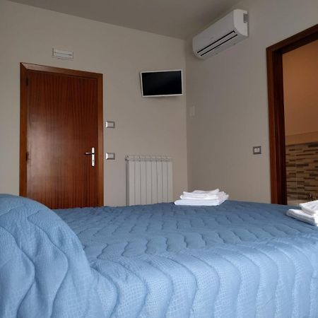 B&B Alba Sul Mare Guest House Massignano Kültér fotó
