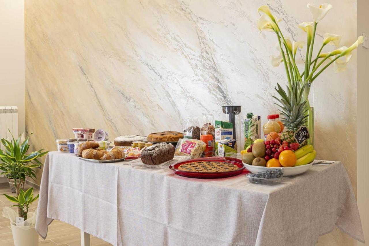 B&B Alba Sul Mare Guest House Massignano Kültér fotó